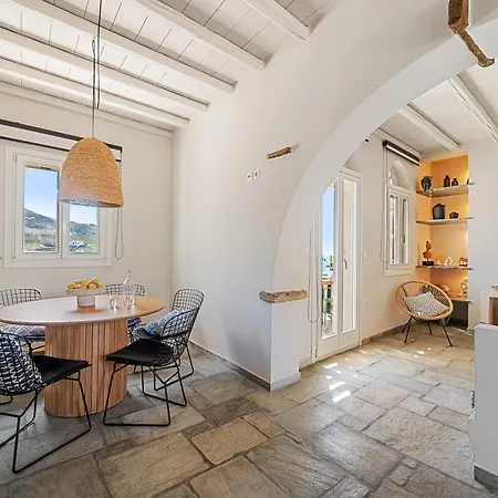 Kyma Villa *